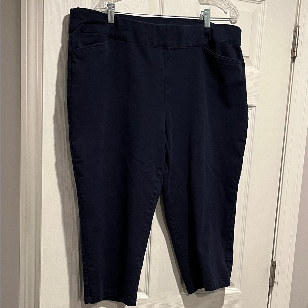 croft & barrow Navy Stretch Capri with Logo